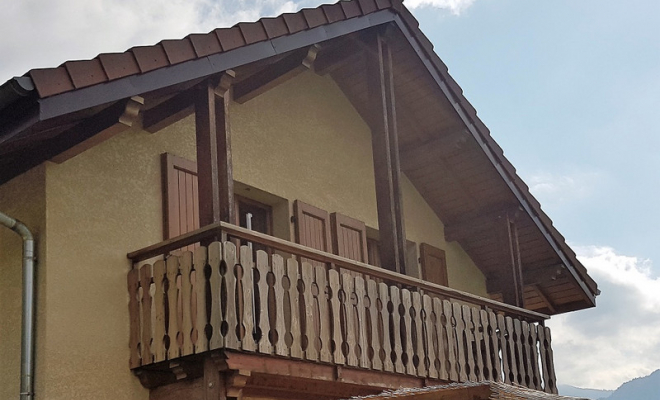  2018 Juin - Rénovation intégrale d’un balcon en bois à Crolles (Isère – 38), Chambéry, STRUCTURES BOIS & Compagnie