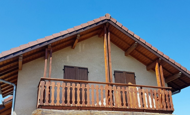  2018 Juin - Rénovation intégrale d’un balcon en bois à Crolles (Isère – 38), Chambéry, STRUCTURES BOIS & Compagnie