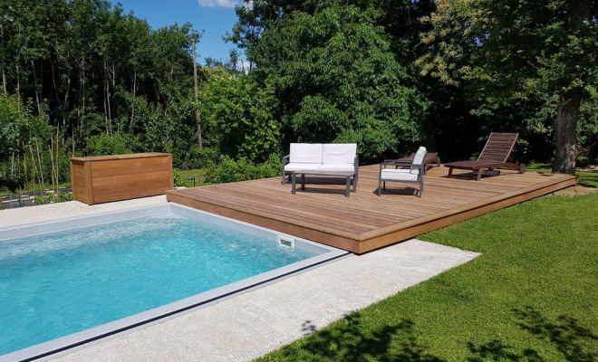  2020 Juin - Habillage d'une structure mobile de piscine + Trappe pool house + coffre de rangement en bois exotique à St Pierre de Chandieu (Rhône - 69), Chambéry, STRUCTURES BOIS & Compagnie