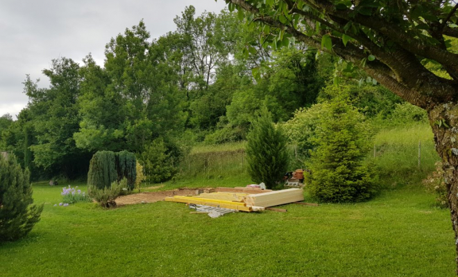  2020 Mai - fabrication d'un abri de jardin en Mélèze de scierie à St Alban Leysse (Savoie - 73), Chambéry, STRUCTURES BOIS & Compagnie