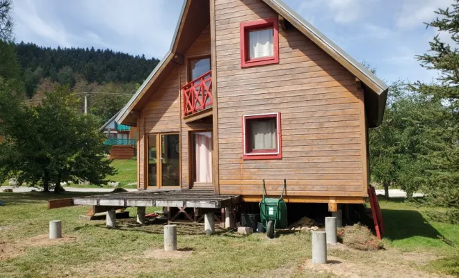  Agrandissement d'une terrasse bois Mélèze à La Féclaz - les Déserts (Savoie - 73), Chambéry, STRUCTURES BOIS & Compagnie