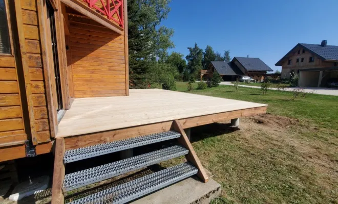  Agrandissement d'une terrasse bois Mélèze à La Féclaz - les Déserts (Savoie - 73), Chambéry, STRUCTURES BOIS & Compagnie