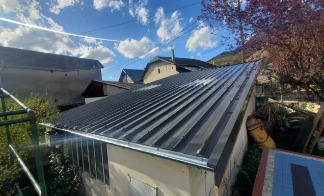  Réfection de la toiture d'un garage en bac acier et bac polycarbonate à St Alban Leysse (Savoie - 73), Chambéry, STRUCTURES BOIS & Compagnie