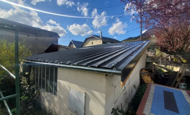  Réfection de la toiture d'un garage en bac acier et bac polycarbonate à St Alban Leysse (Savoie - 73), Chambéry, STRUCTURES BOIS & Compagnie