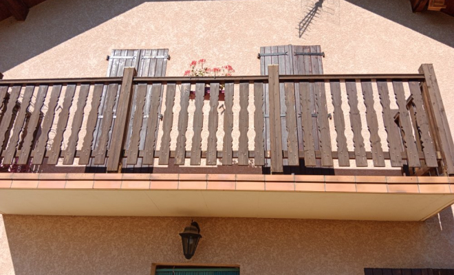  Rénovation d'un garde corps de balcon à Thoiry ( Savoie - 73), Chambéry, STRUCTURES BOIS & Compagnie