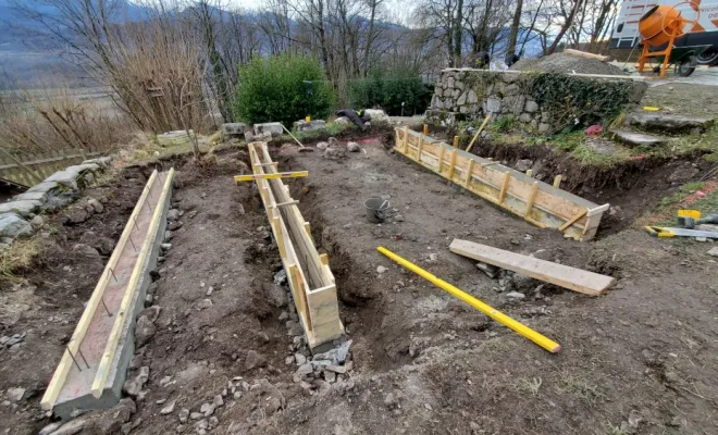 Construction d'une terrasse de 35m² en bois exotique et d'une pergola en bois Mélèze massif à Cruet